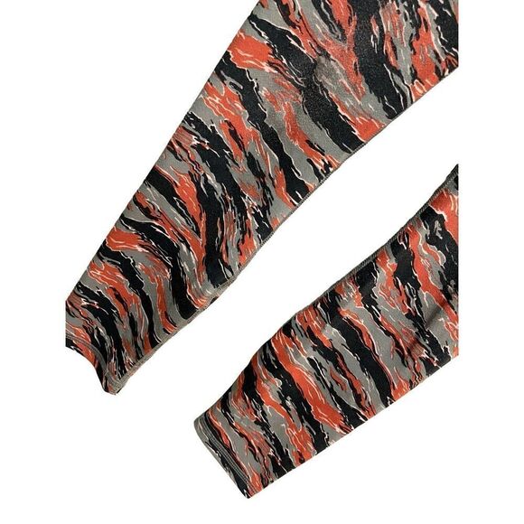 Fabletics leggings  - Picture 4 of 8